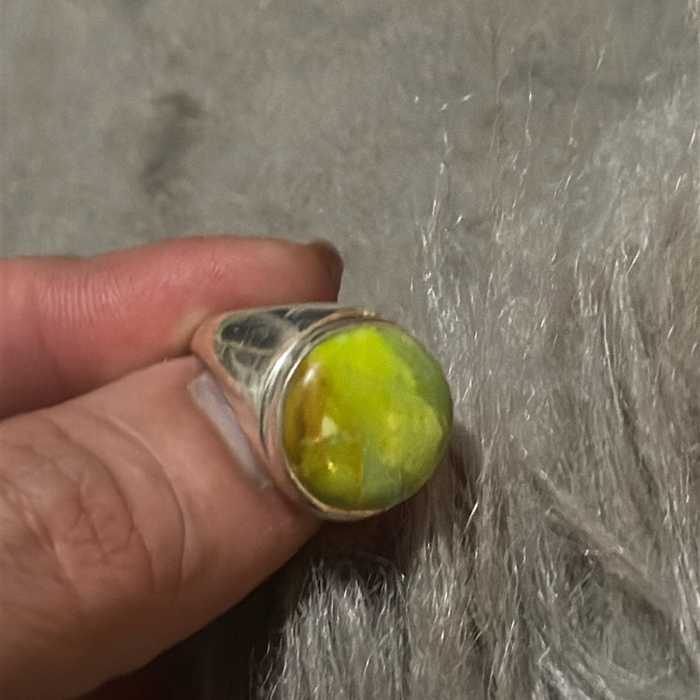 Sterling Silver Gaspeite ring size 9